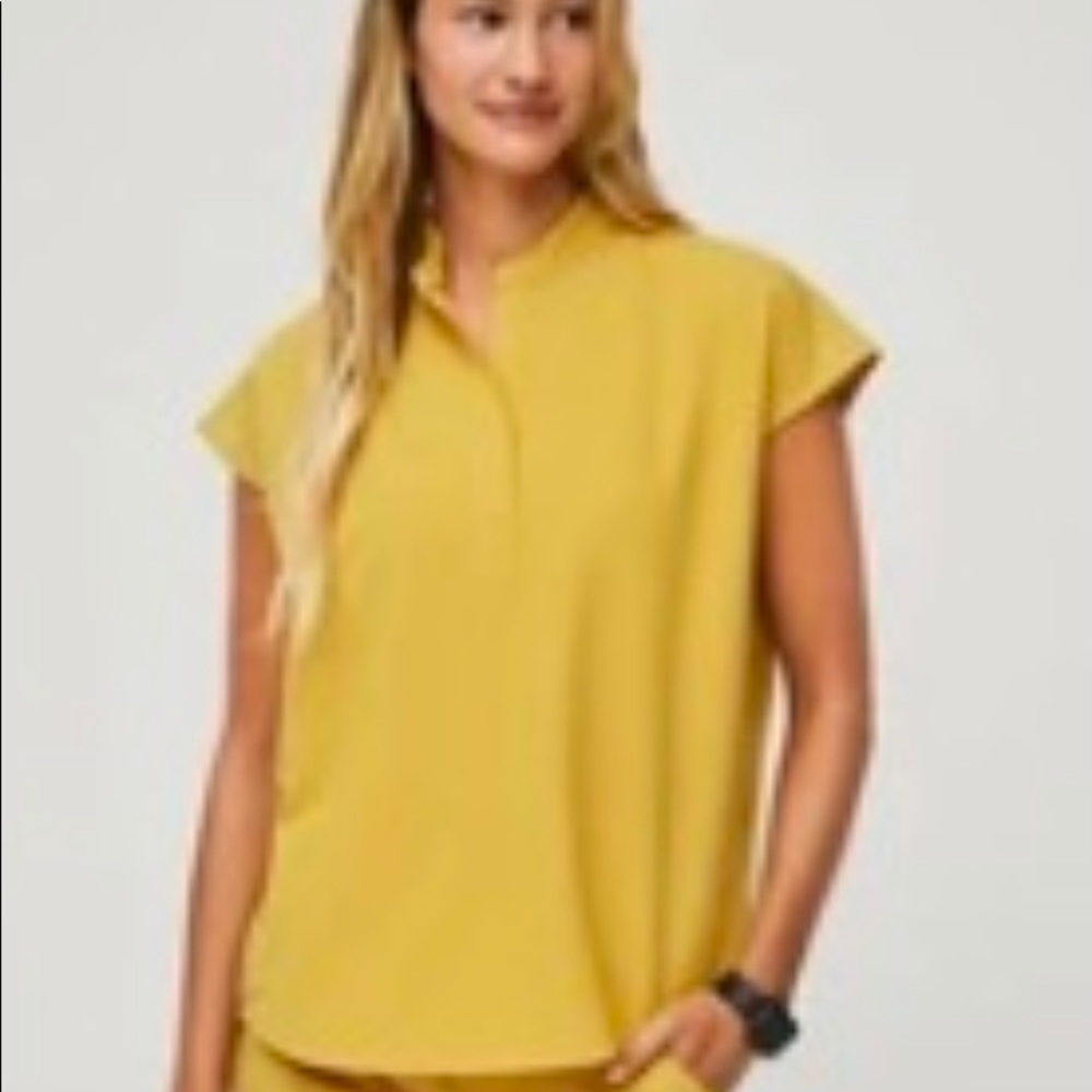 Figs Women's Light Gold Rafaela Top